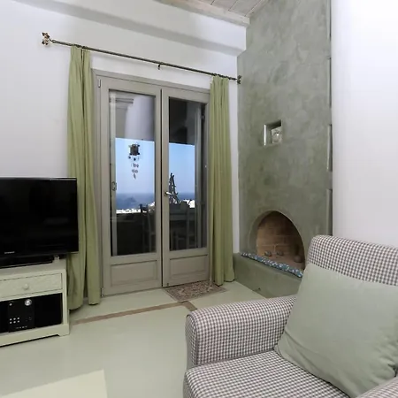 Sophisticated Mykonos Amorino Terrace With Private Hot Tub Outdoor Dining Area Apartment Kalafatis