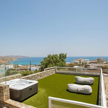 Sophisticated Mykonos Amorino Terrace With Private Hot Tub Outdoor Dining Area
