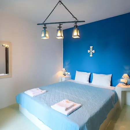 Apartment Sophisticated Mykonos Amorino Terrace With Private Hot Tub Outdoor Dining Area Kalafatis